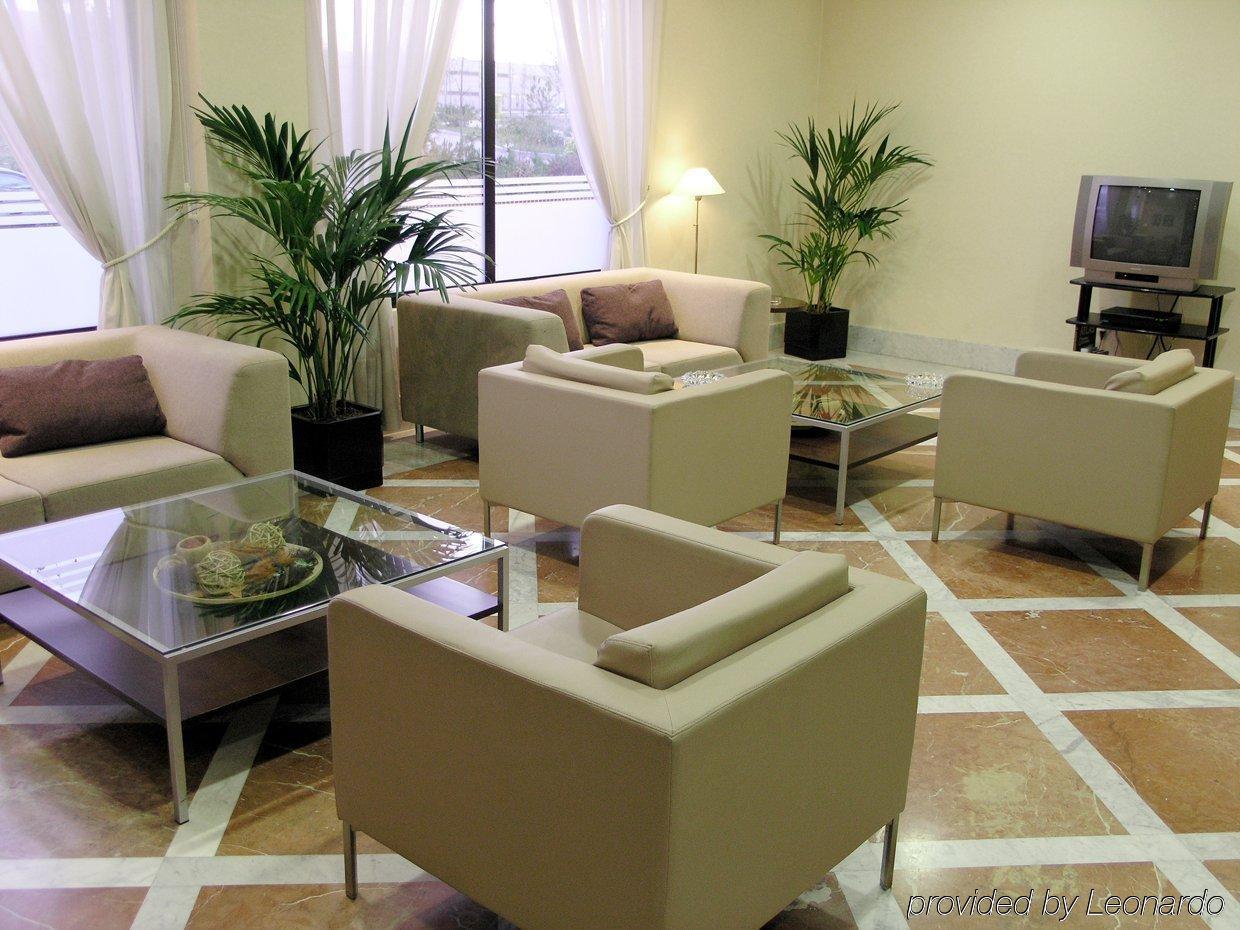 Th Boadilla Hotel Боадиля дел Монте Екстериор снимка